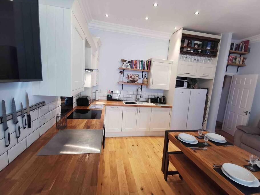 Apartmán Number 7 Torquay Stunning Sea Views Exteriér fotografie